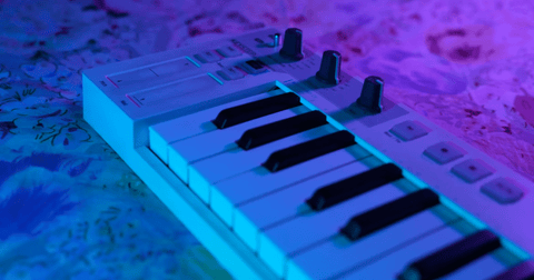 Top 5 des claviers midi : Les meilleurs modèles pour composer