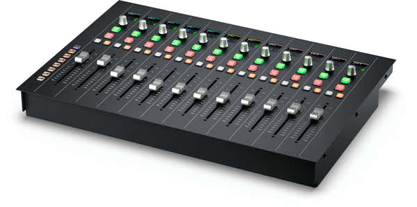 Blackmagic Design Kanaalfader van Fairlight-console