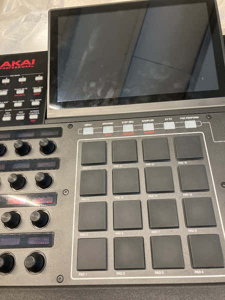 Akai Professional MPC-X - B-stock