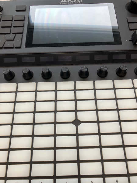 Akai Professional Force - Stock B