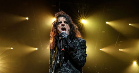 Alice Cooper annonce « Devil on My Shoulder » : l’autobiographie définitive du parrain du shock rock