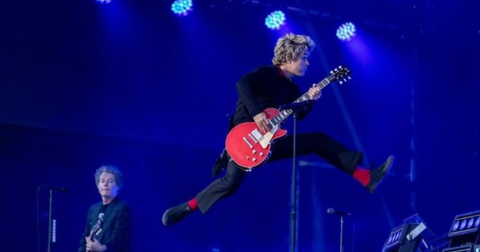 Green Day fête l’ère Saviors avec un clip nostalgique