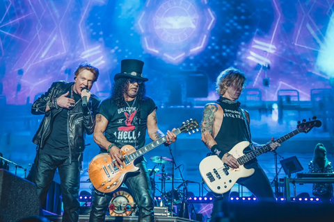Guns N’ Roses: 28 nummers rockmarathon voor hun terugkeer op het podium in de Verenigde Staten