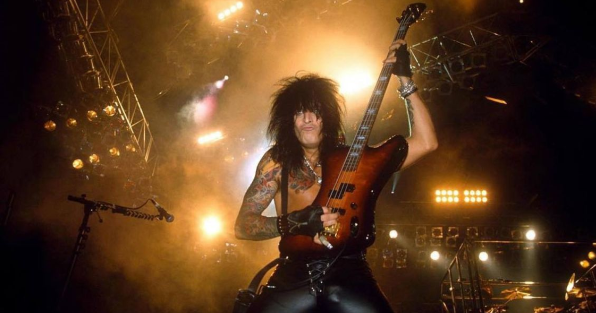 Nikki Sixx : l&rsquo;indestructible bassiste de Mötley Crüe