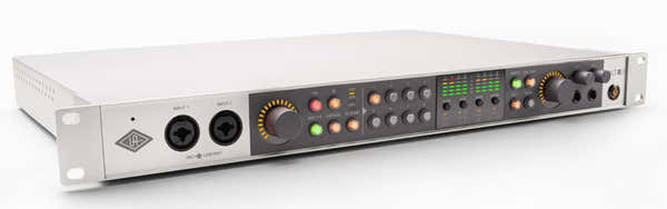 Universal Audio Volt 876P Recording Studio