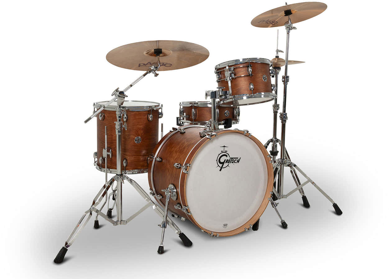 Catalina Club Satin Walnut Glaze Batteries Fusion 20"