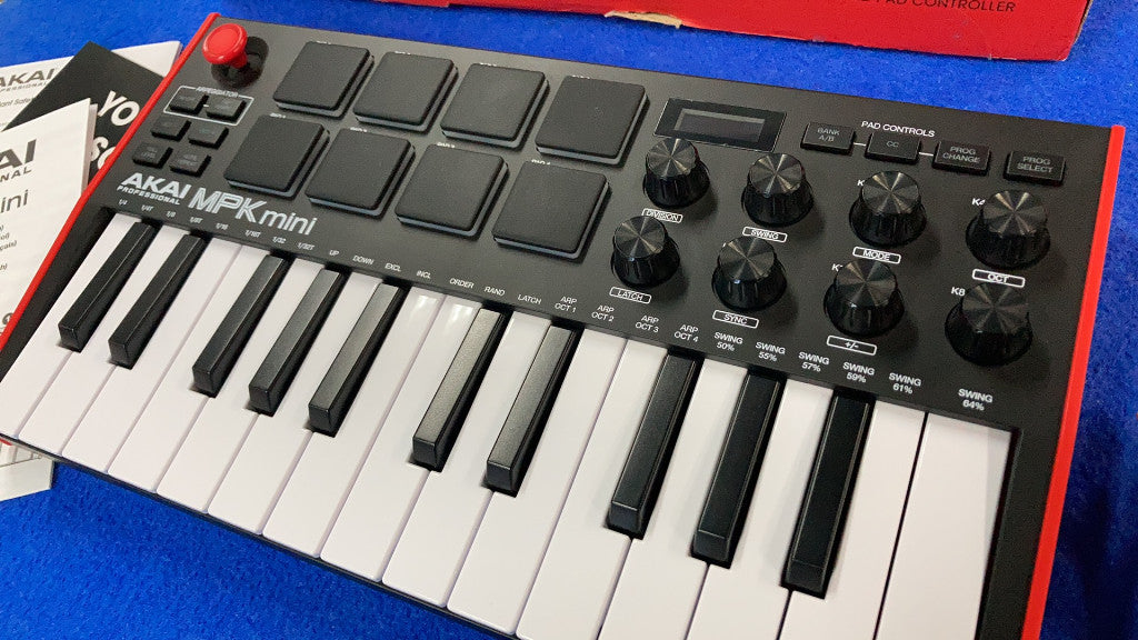 MPK Mini MK3 - Stock B