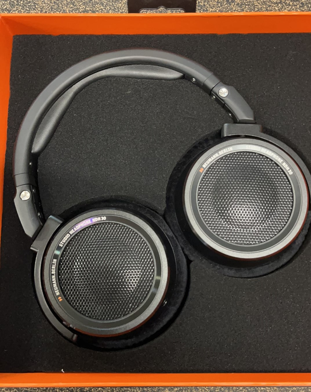NDH 30 Black Edition - STOCK B