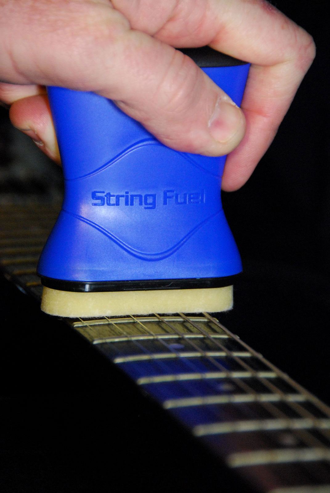 MN145 PREMIUM STRING CARE KIT