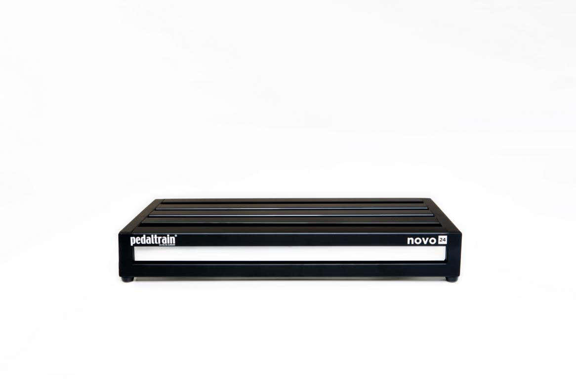NOVO 24 PEDALBOARD WITH TOUR CASE
