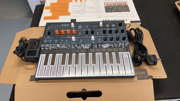 Arturia Microfreak - Stock B