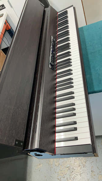 Korg G1B AIR Palissander - B-stock