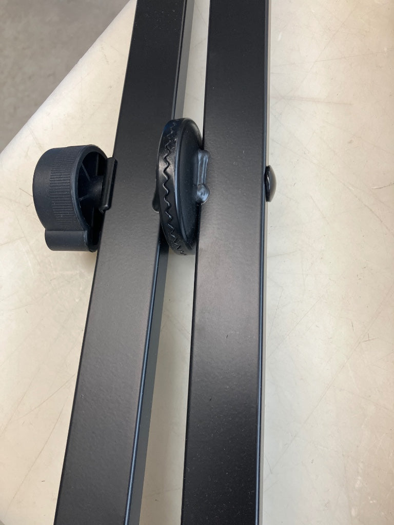Stand clavier T20BK Noir - Stock B