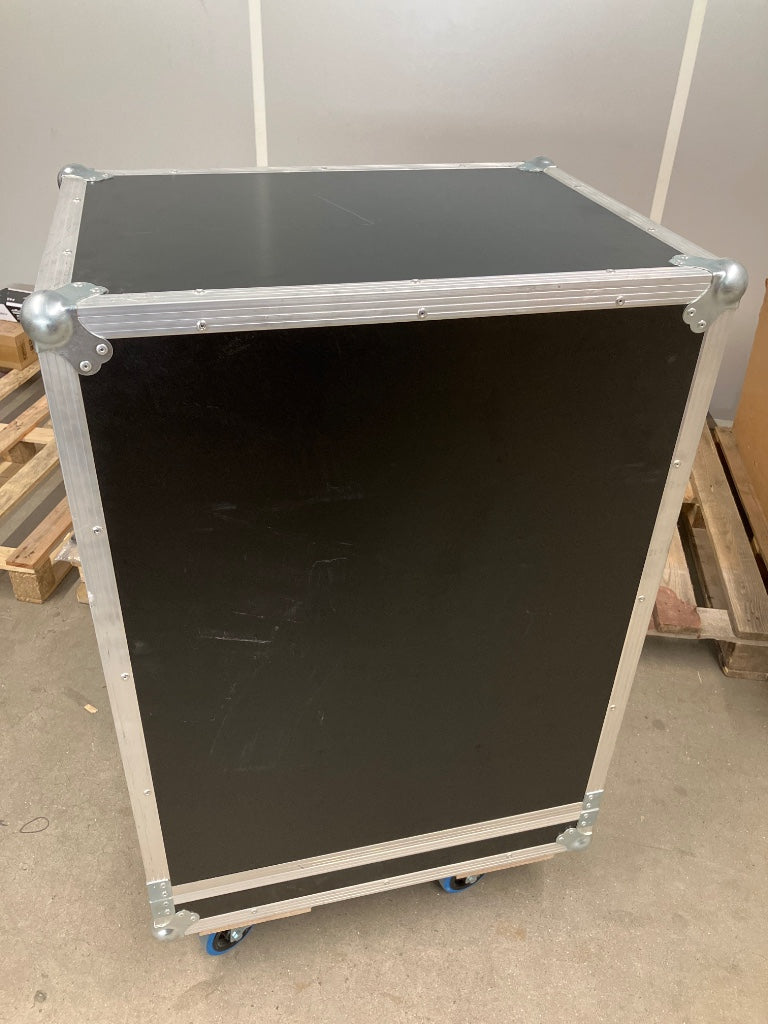 Rootmaster 6X10 900W 4ohms - Stock B