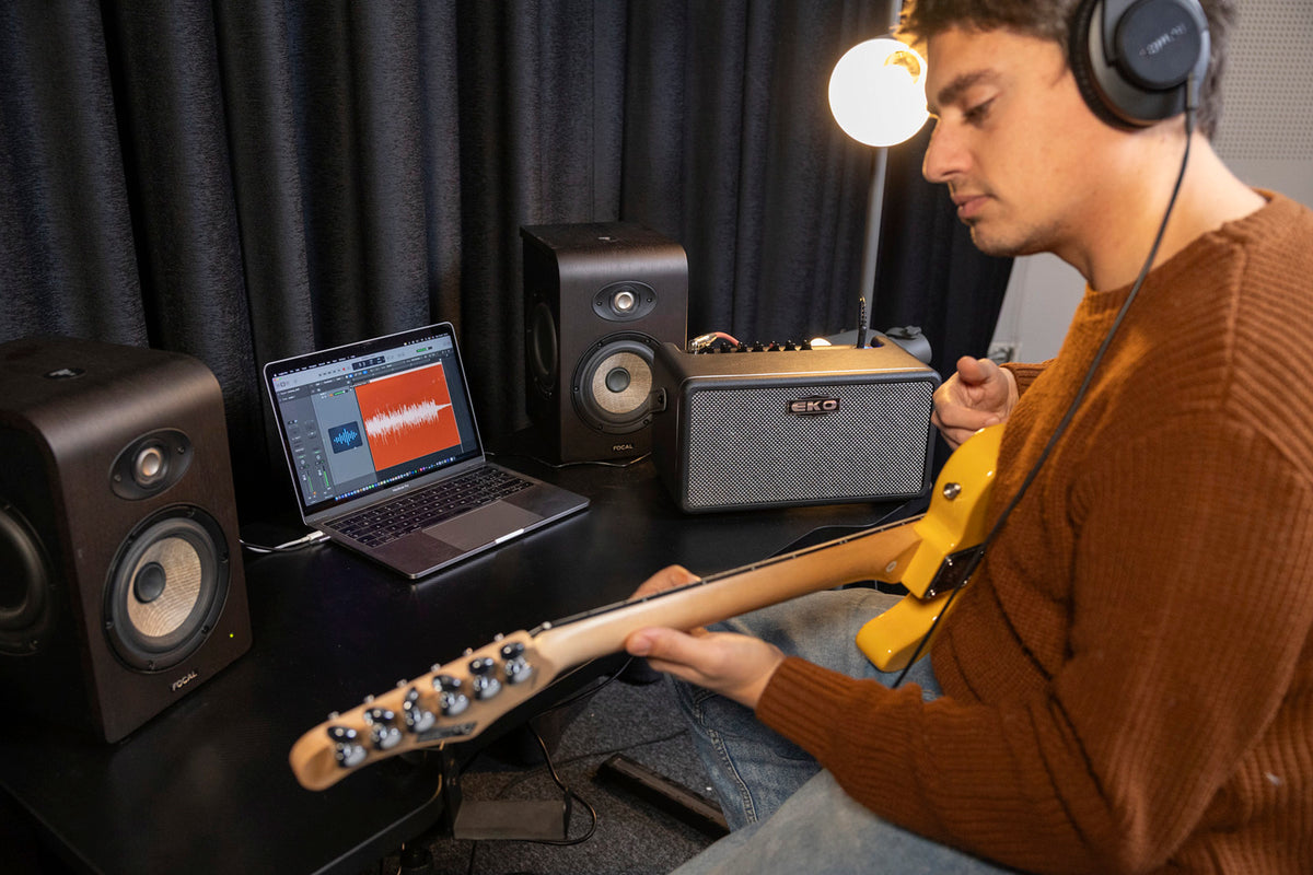 BAIO Amp 25 - compacte modelingversterker + effecten + drum + Bluetooth