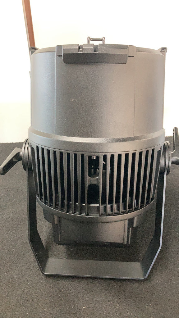 PAR LED RGBW 7X40W ZOOM IP65 – B-stock