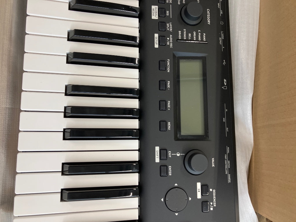 Korg KROSS2 61 Touches - Stock B