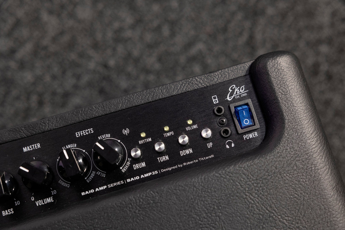 BAIO Amp 25 - compacte modelingversterker + effecten + drum + Bluetooth