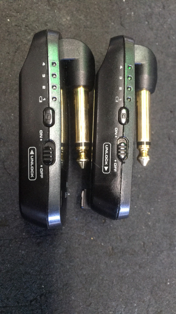 B2-plus Draadloos gitaarsysteem 2,4 Ghz 4 kanalen - B-stock