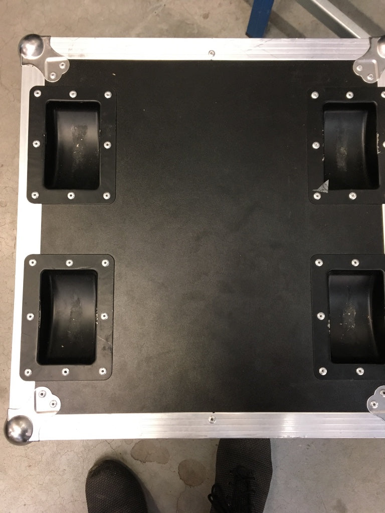 Flight Case Pour 6 Event Par - Stock B