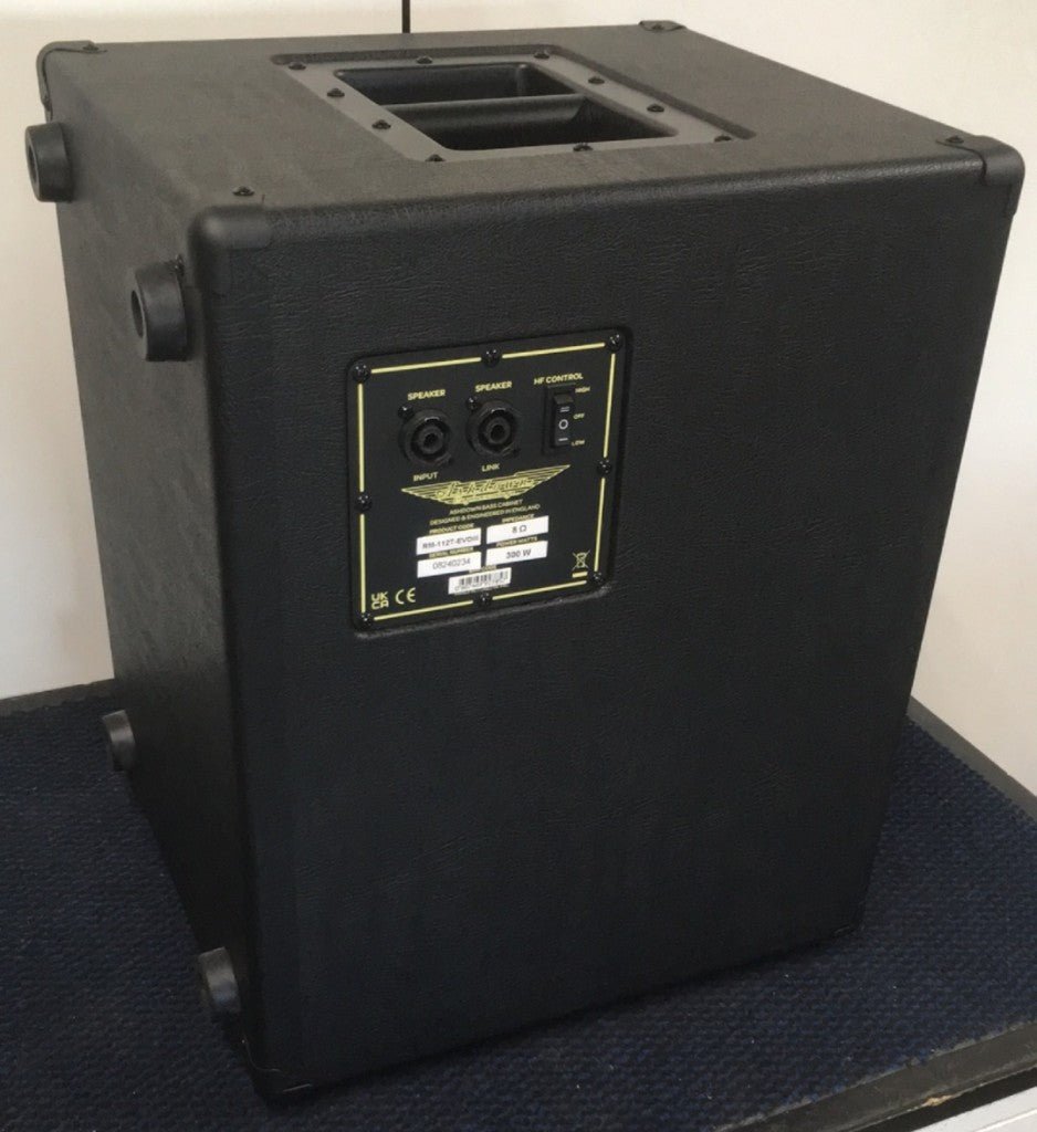 Rootmaster 1X12 300W 8ohms - Stock B