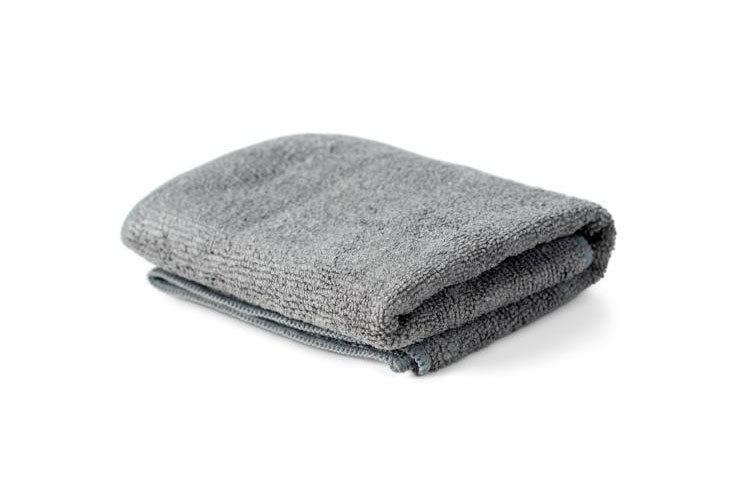 PREMIUM PLUSH MICROFIBER CLOTH 12"X15"