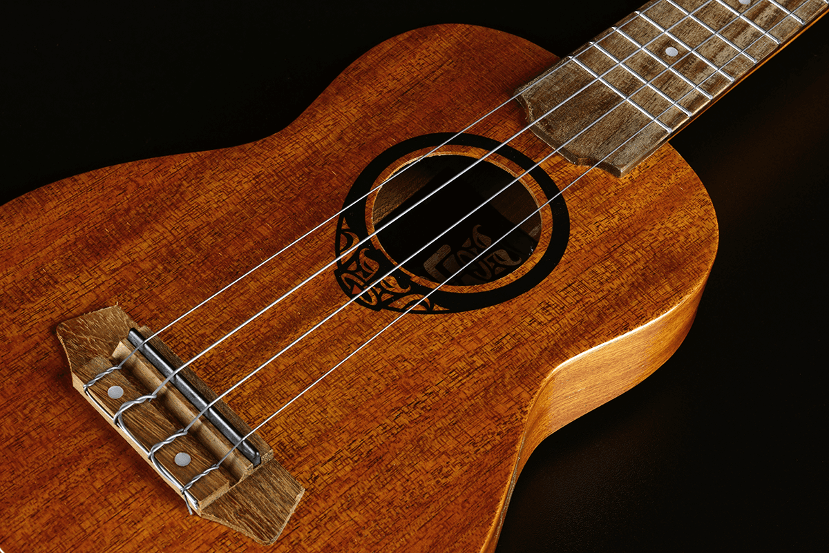 Tiki Baby TKU110S Ukulele Soprano Slim Arched Back