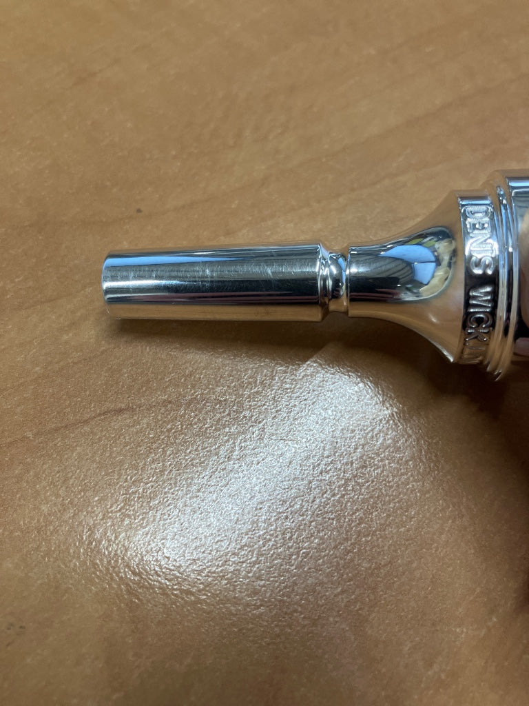 5884 Classic - 2FL Argentée (Bugle) - Stock B