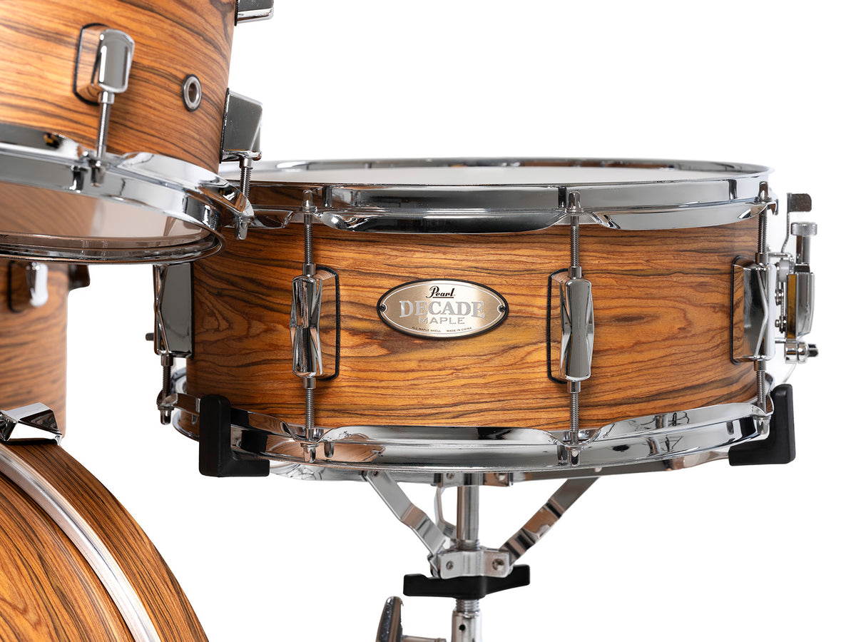 Decade Maple Artisan Fusion 20" Satin Caramel Veil