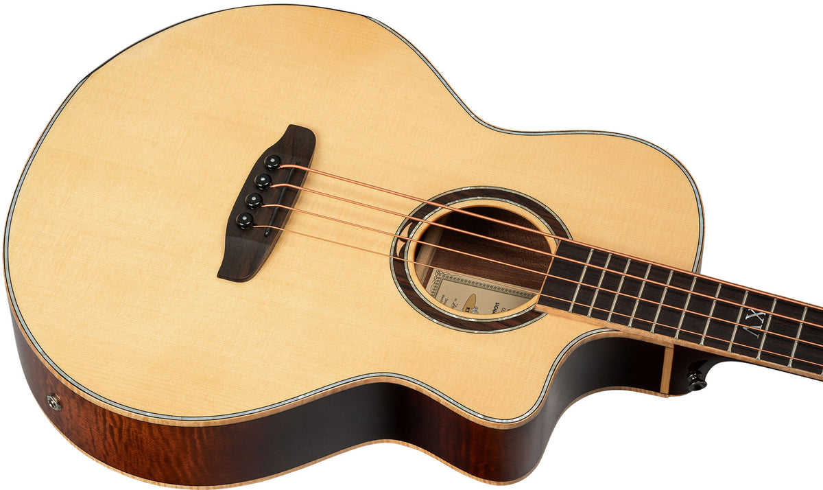 Basse Signature 4 String CW EQ