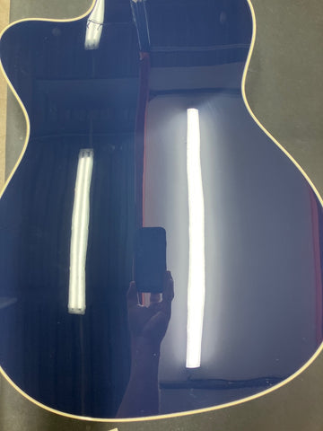 Custom Shop OM Sitka Spruce Navy Blue/Mahogany - Stock B