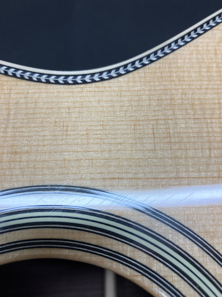 012-28 Modern Deluxe B-Stock
