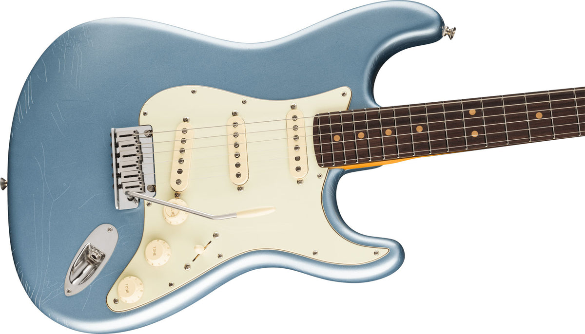 Stratocaster '60s American Ultra Luxe Vintage SSS RW IJsblauw metallic