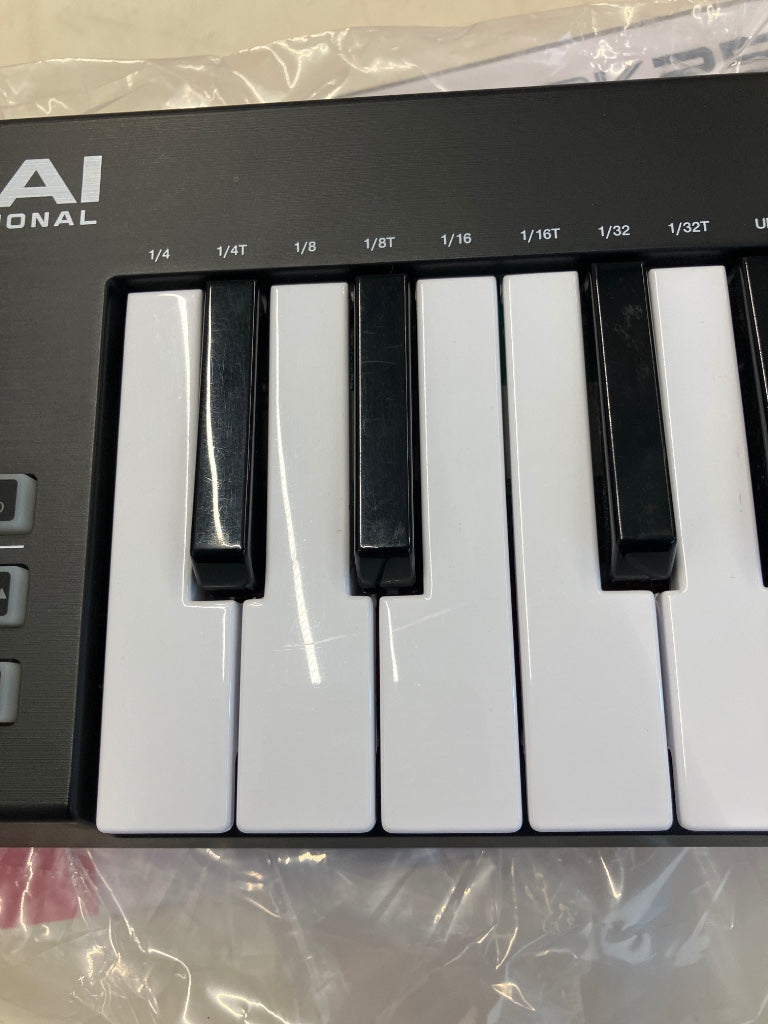 LPK 25 WIRELESS - Stock B