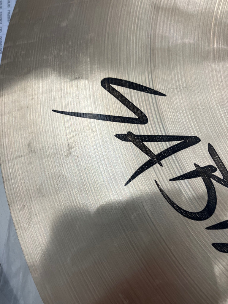 Signature 20" HHX Dominator China - B-stock