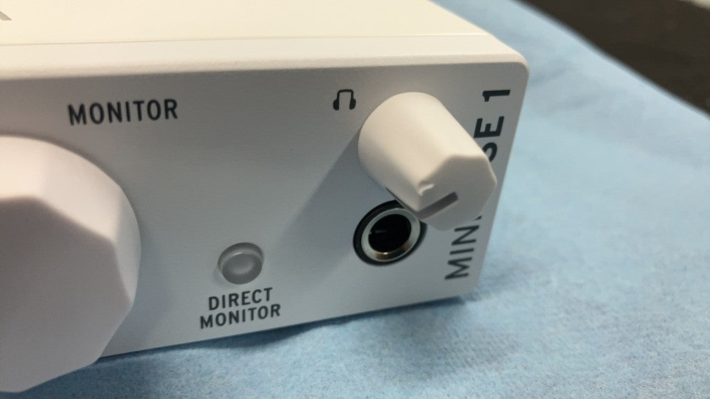 MiniFuse 1 White - Stock B