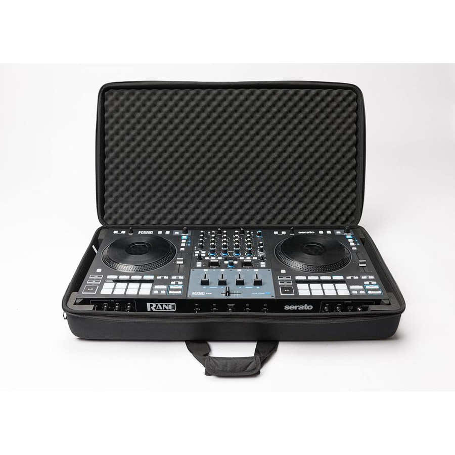 CTRL-case Four / Performer