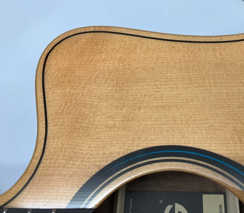 HyVibe 1 Série 30 Dreadnought Ctw - Stock B