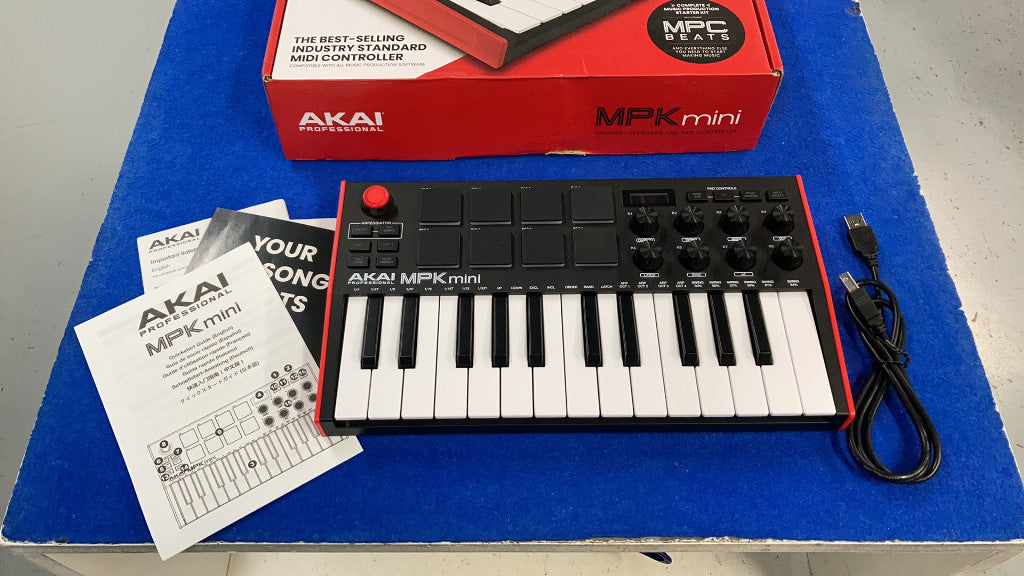MPK Mini MK3 - Stock B