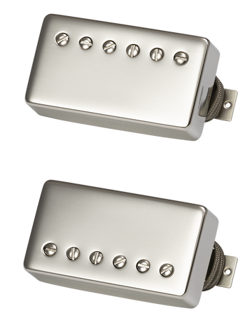 Custombucker Gepaarde Set Double Black True Historic Nikkelen Kappen