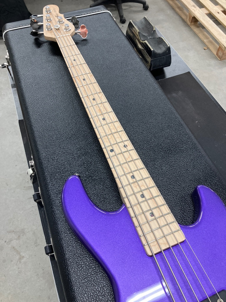 L2500 plum crazy metallic MN - Stock B