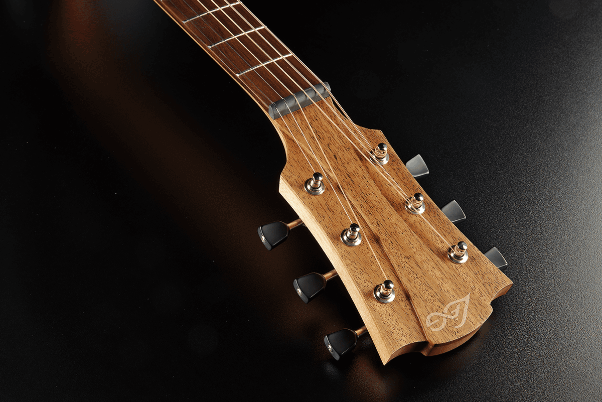 Tramontane T70ACE-B&B Auditorium Ctw Zwart & Bruin